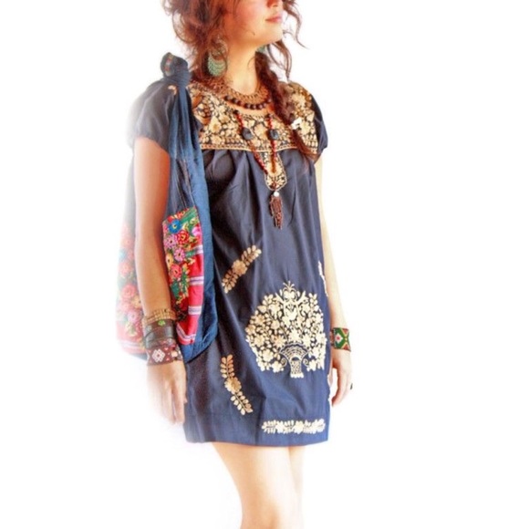 Aida Coronado Dresses & Skirts - Embroidered little dress Mexican vintage